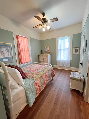 $429,000 | 1515 33rd Street, Galveston, TX 77550
