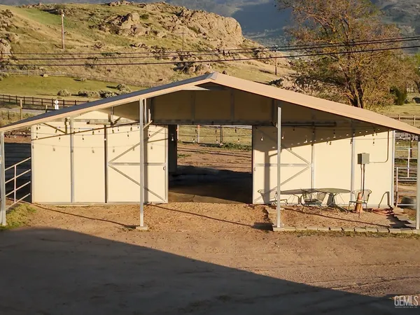 $499,900 | Undisclosed Address, Tehachapi, CA 93561