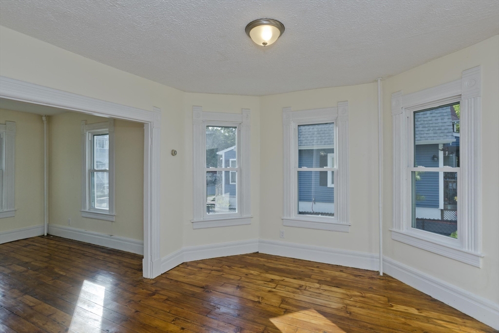 67 Dawes Street Springfield, MA 01109 - Photo 12 of 36 Gallery Image 12