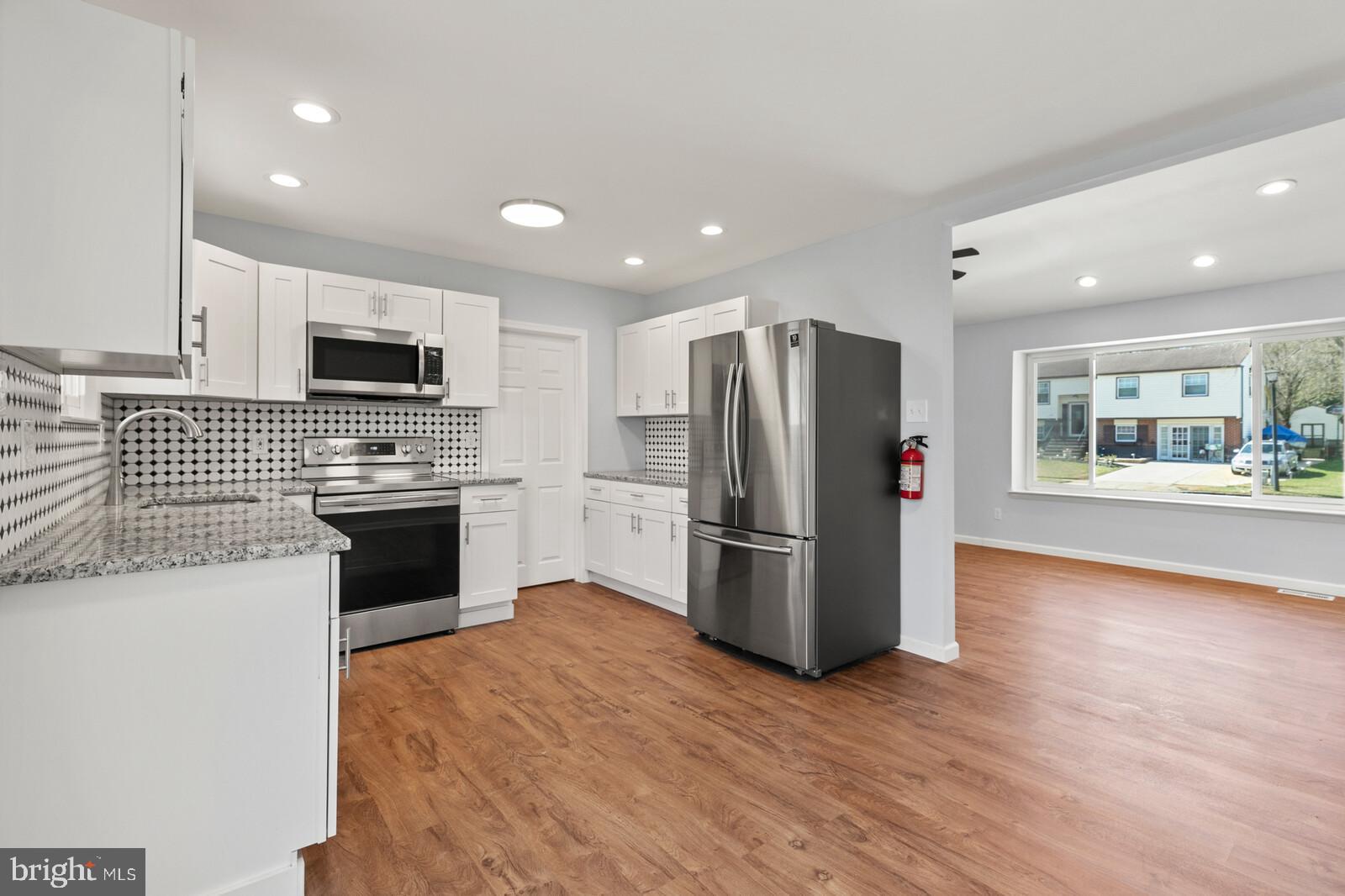 321 Independence Boulevard Lawnside, NJ 08045 - Photo 10 of 34