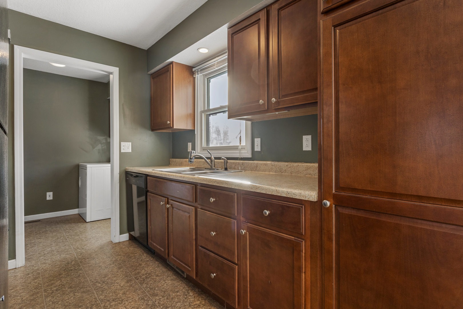 2805 Blair Drive Champaign, IL 61821 - Photo 12 of 35