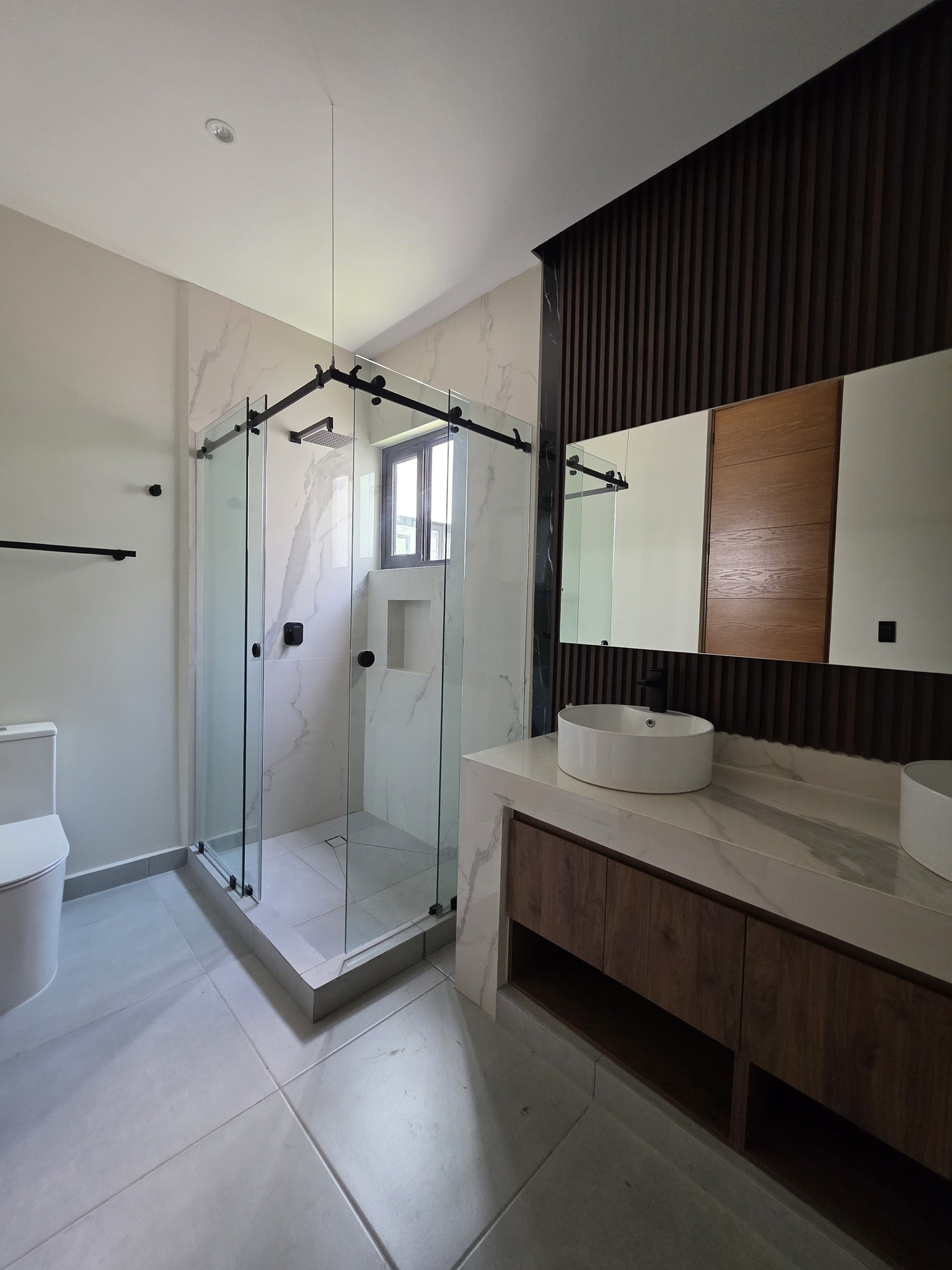 17 Oasis Salem, undefined 97302 - Photo 21 of 24 Master bathroom