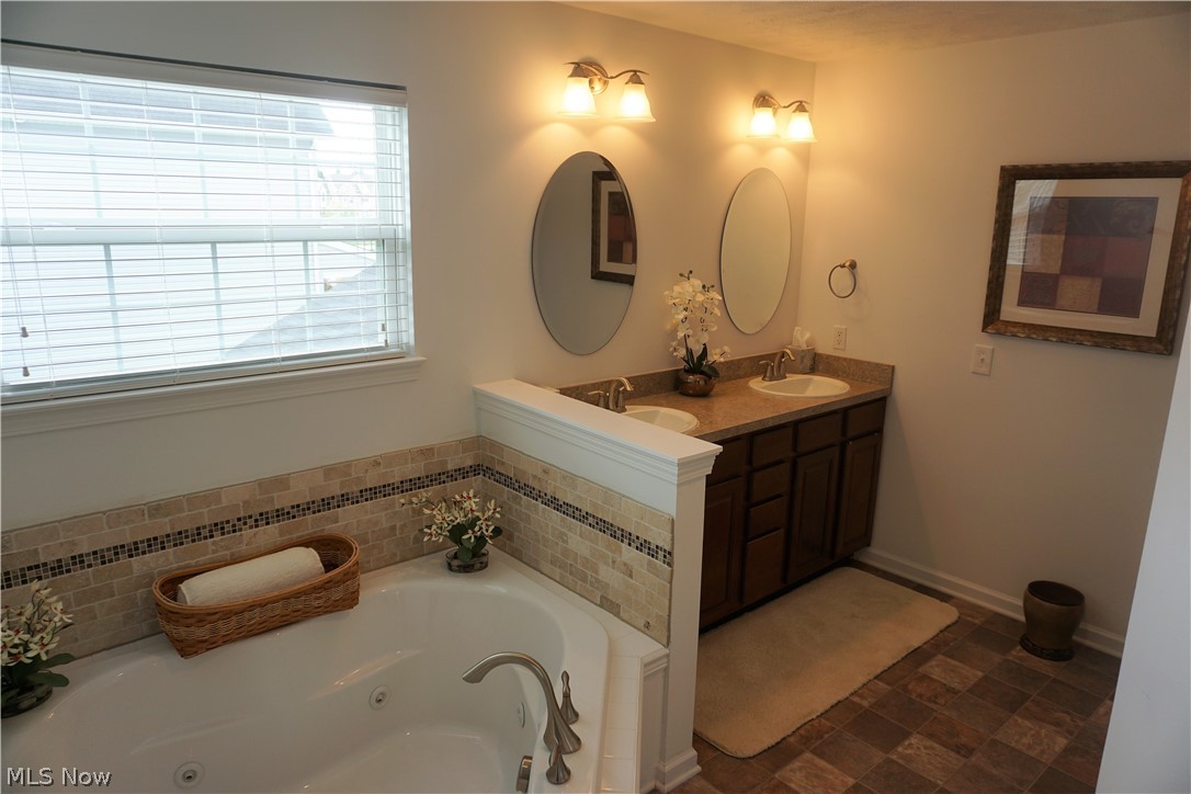 3581 Case Road Avon, OH 44011 - Photo 27 of 35