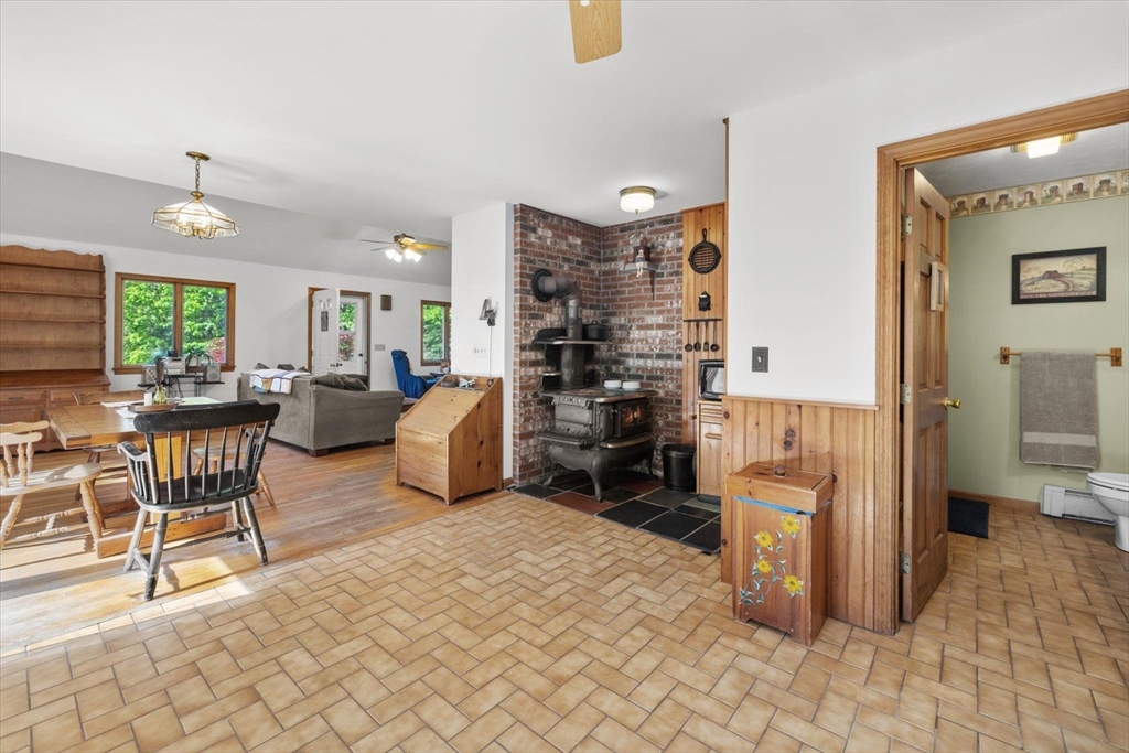 110 B High Street Upton, MA 01568 - Photo 19 of 40