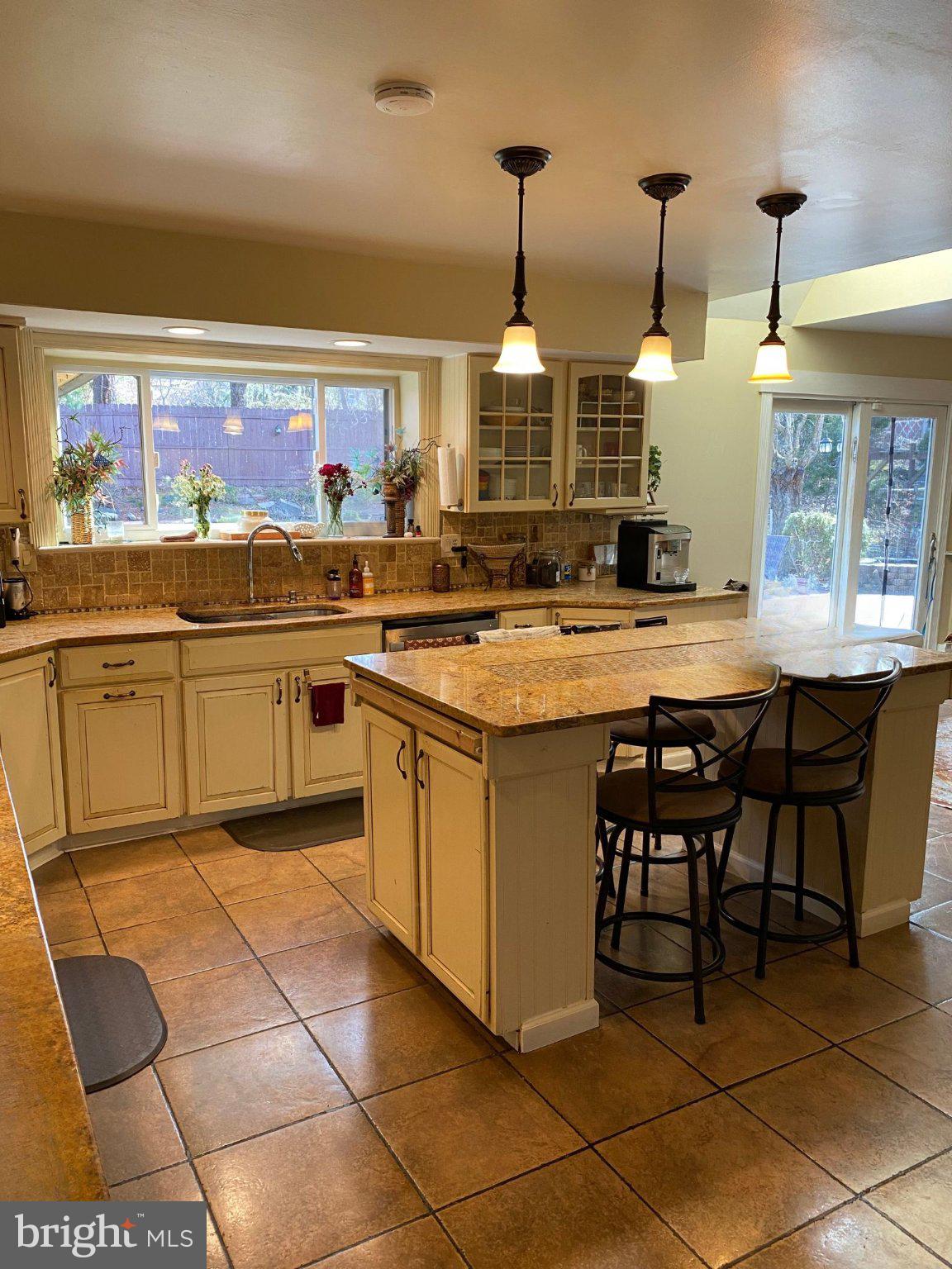 1328 Mettler Road Huntingdon Valley, PA 19006 - Photo 14 of 52