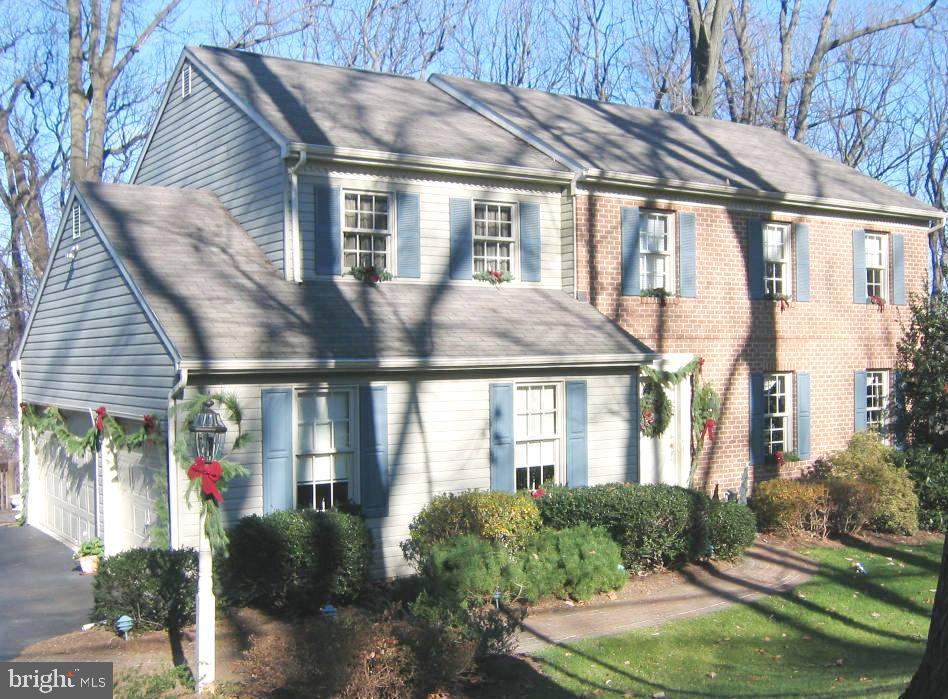 2845 Spring Valley Road Lancaster, PA 17601 - Photo 1 of 15 Gallery Image 1