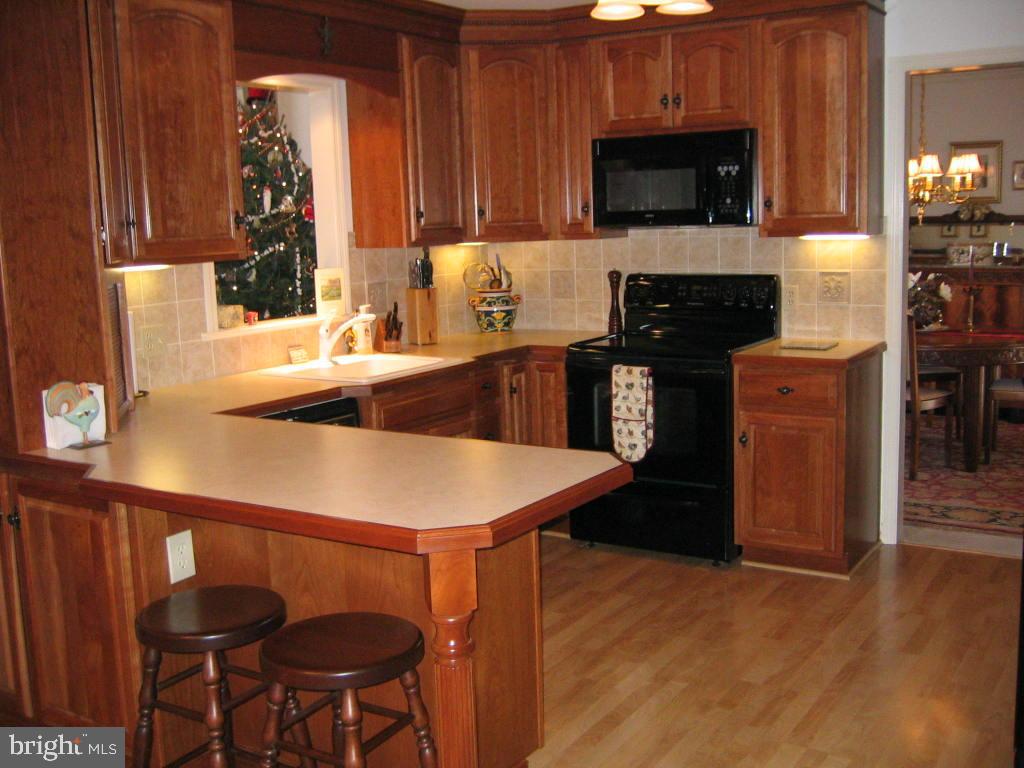 2845 Spring Valley Road Lancaster, PA 17601 - Photo 2 of 15 Gallery Image 2