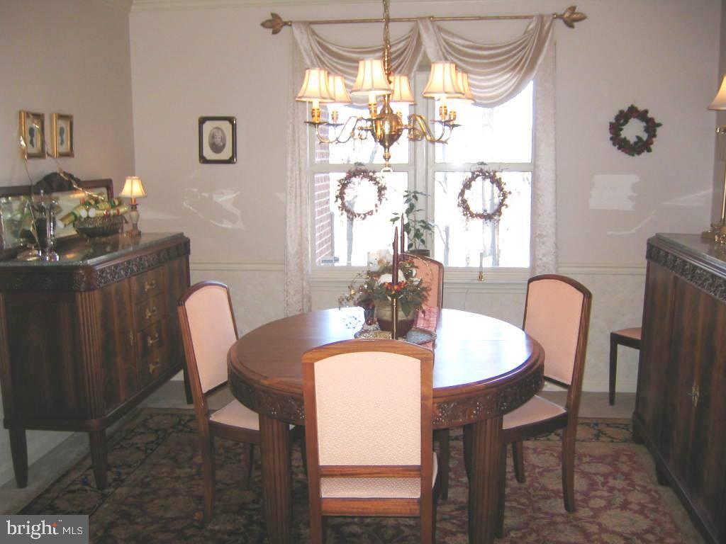 2845 Spring Valley Road Lancaster, PA 17601 - Photo 4 of 15 Gallery Image 4