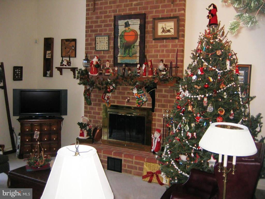 2845 Spring Valley Road Lancaster, PA 17601 - Photo 5 of 15 Gallery Image 5