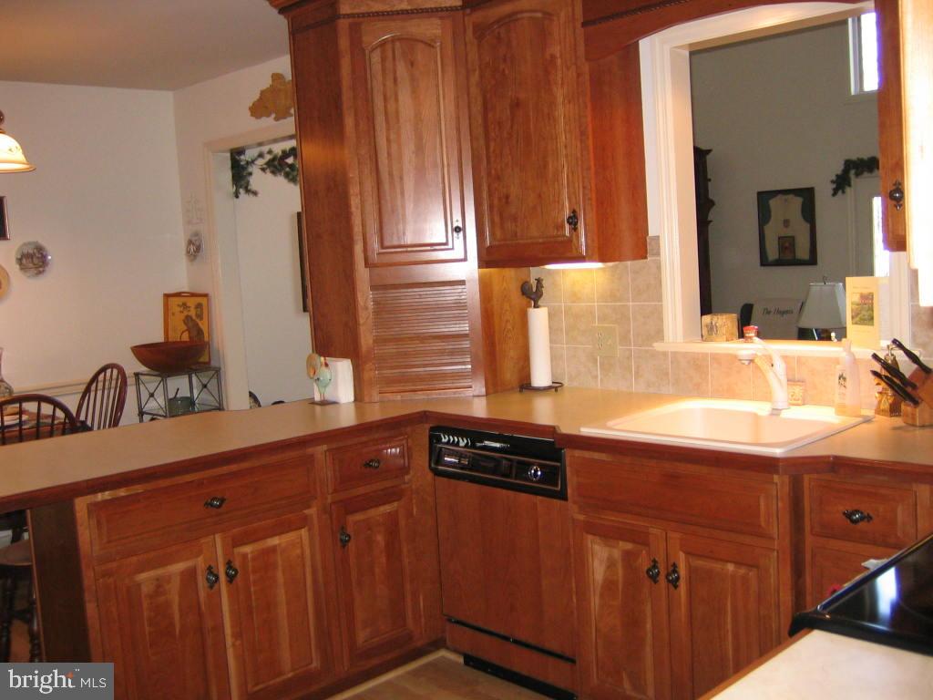 2845 Spring Valley Road Lancaster, PA 17601 - Photo 6 of 15 Gallery Image 6