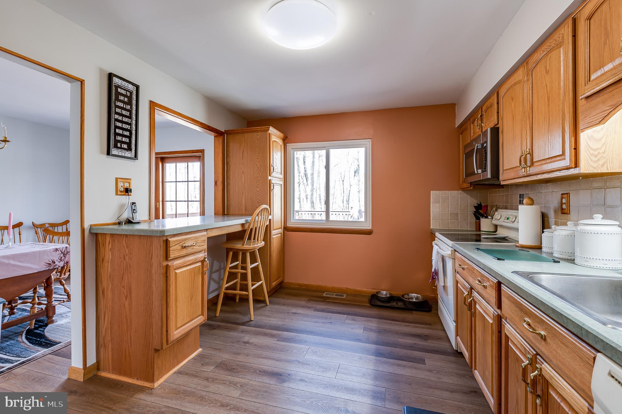 65 Richter Road Tabernacle, NJ 08088 - Photo 9 of 38 Kitchen with Bar Height Counter