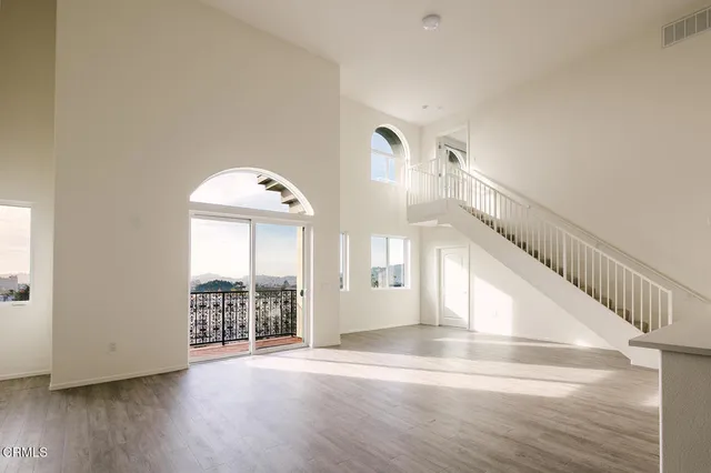 $2,055,000 | 124 West Colorado Street, Unit 501, Glendale, CA 91204