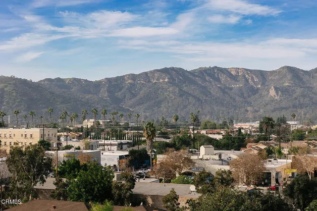 $2,055,000 | 124 West Colorado Street, Unit 501, Glendale, CA 91204