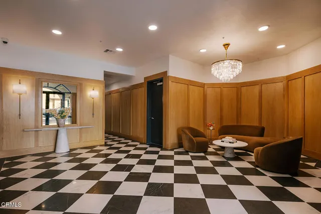 $2,055,000 | 124 West Colorado Street, Unit 501, Glendale, CA 91204