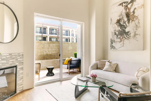 $2,055,000 | 124 West Colorado Street, Unit 501, Glendale, CA 91204