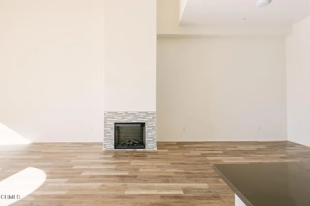 $2,055,000 | 124 West Colorado Street, Unit 501, Glendale, CA 91204