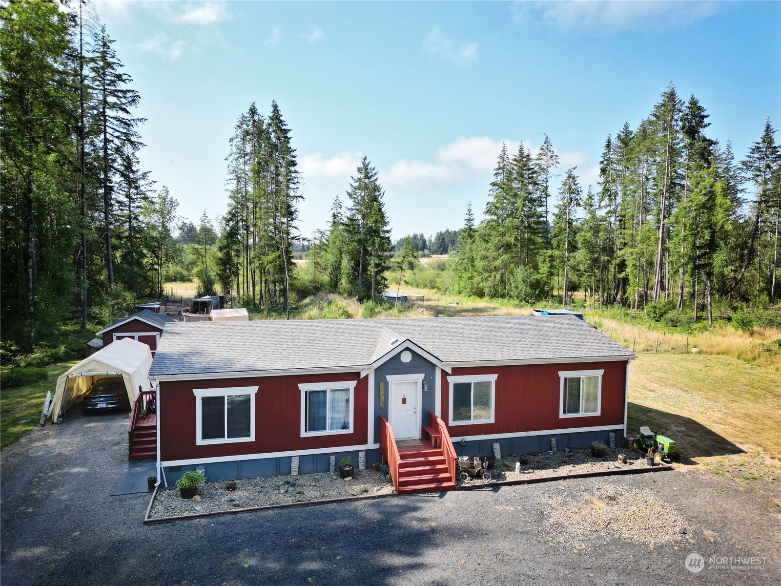446-67 Meier Road Winlock, WA 98596 - Photo 1 of 33 front view of a house with a yard