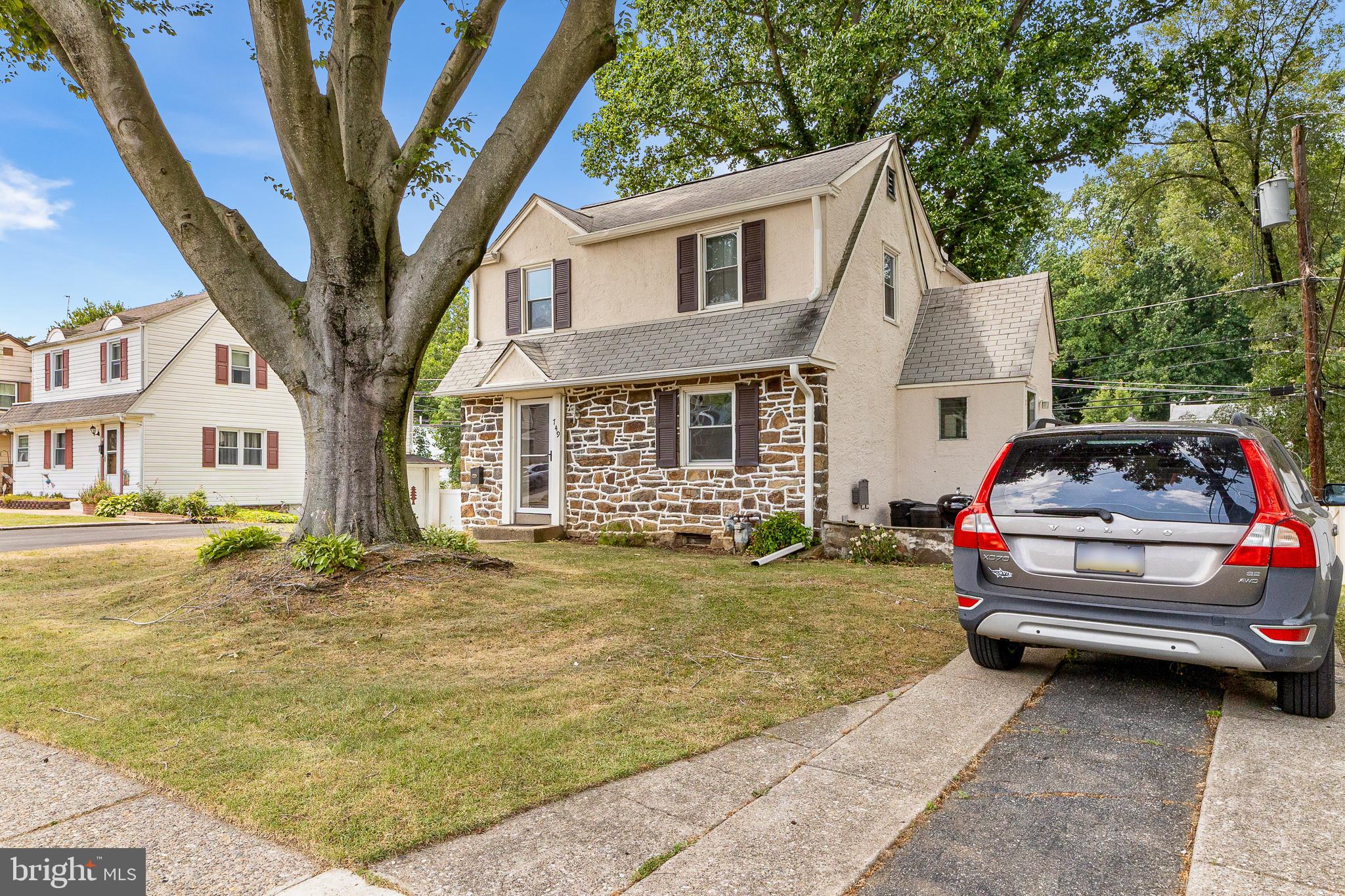 749 Thorndale Road Aldan, PA 19018 - Photo 4 of 25 Gallery Image 4