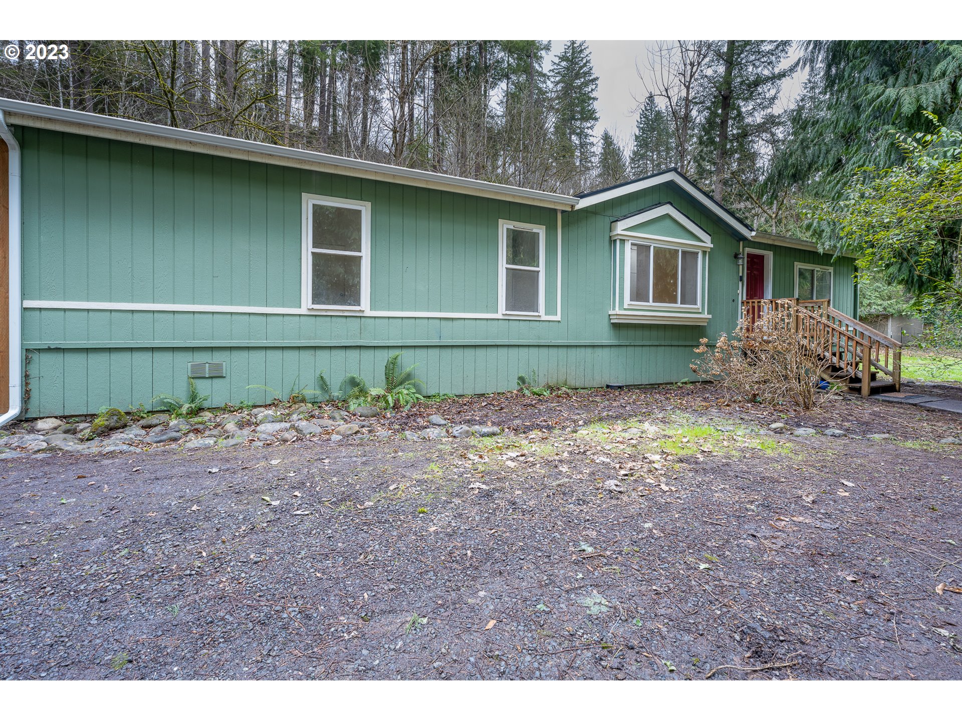 28744 Southeast Island Road Eagle Creek, OR 97022 - Photo 3 of 29 Gallery Image 3