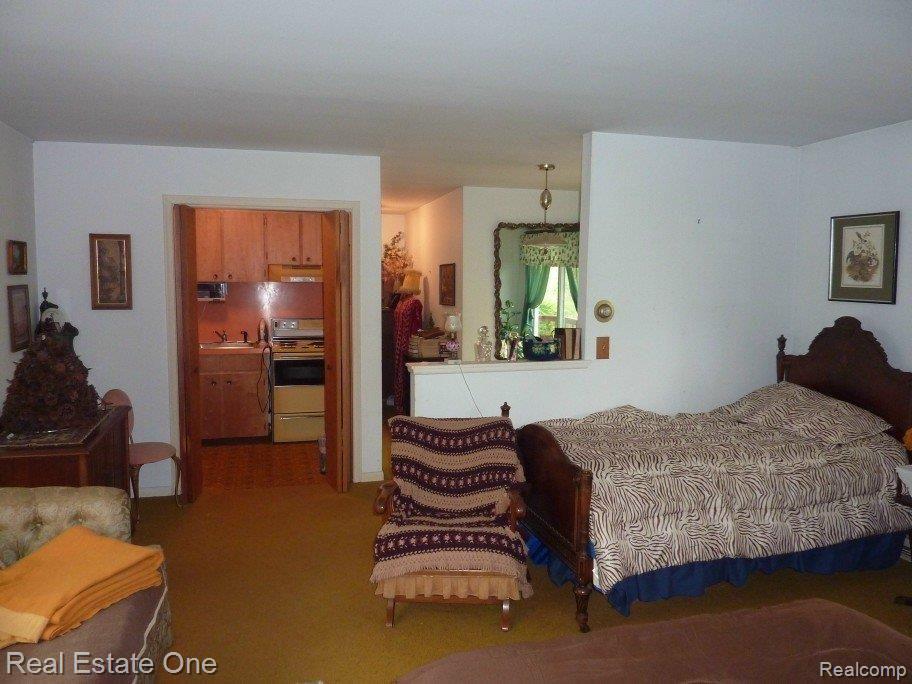 7812 Chilson Road Pinckney, MI 48169 - Photo 15 of 21 In-law suite.jpg