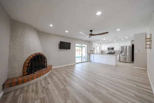 $5,800 | 5046 East Columbine Drive, Scottsdale, AZ 85254