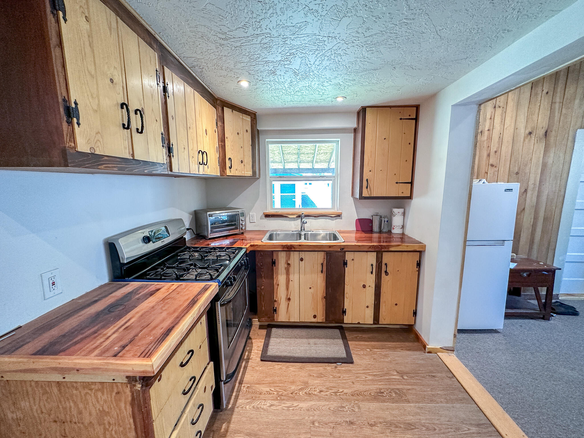 102 Jones Street Crescent, OR 97733 - Photo 25 of 34