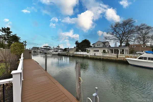 $699,000 | 17 Central Avenue, Amityville, NY 11701