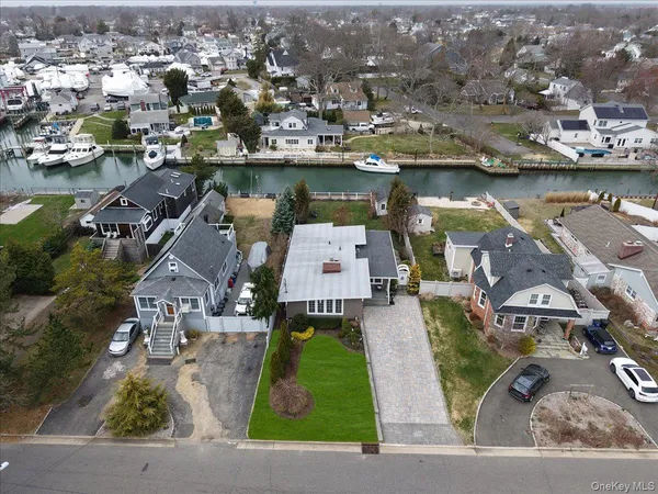 $699,000 | 17 Central Avenue, Amityville, NY 11701