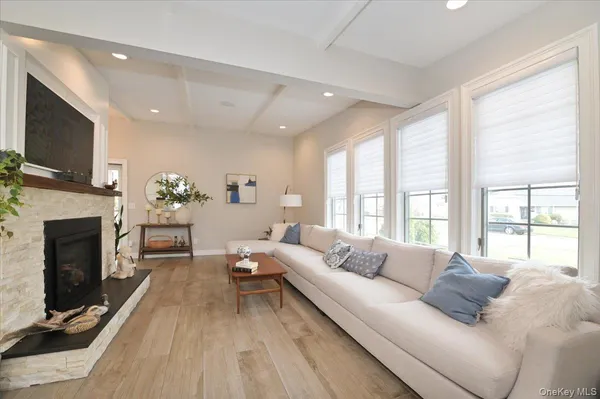 $699,000 | 17 Central Avenue, Amityville, NY 11701