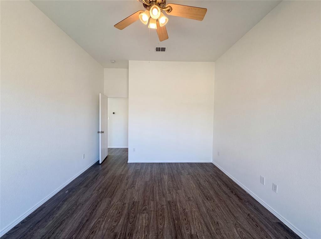 105 Kings Way Drive Rhome, TX 76078 - Photo 12 of 19