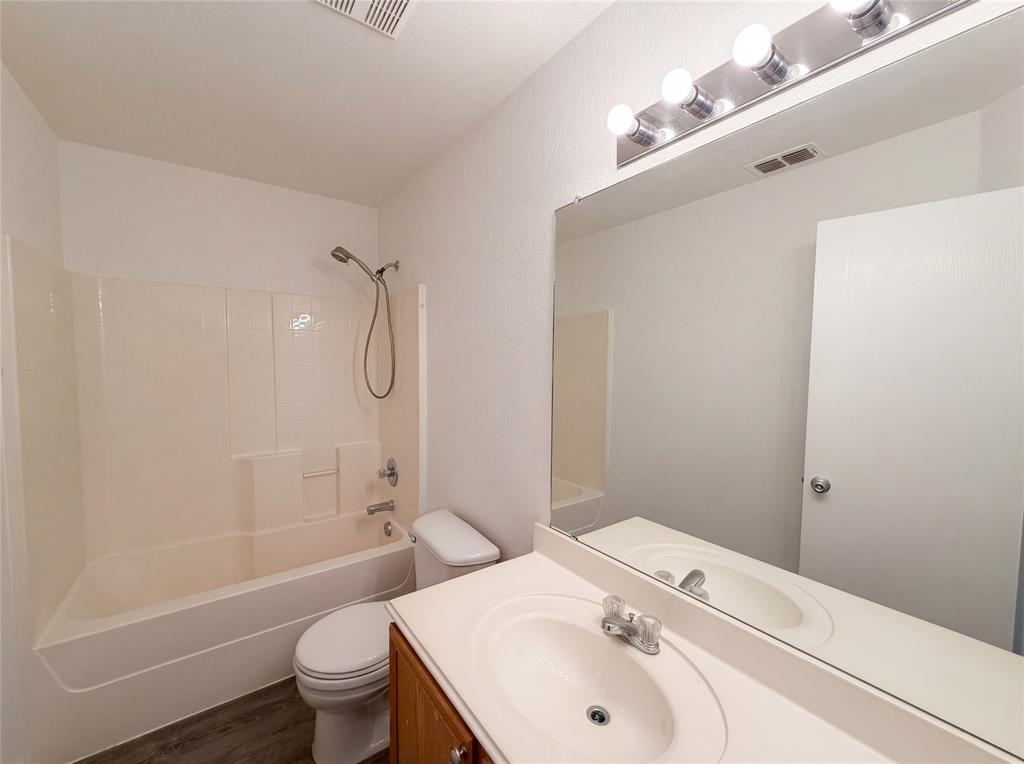 105 Kings Way Drive Rhome, TX 76078 - Photo 14 of 19