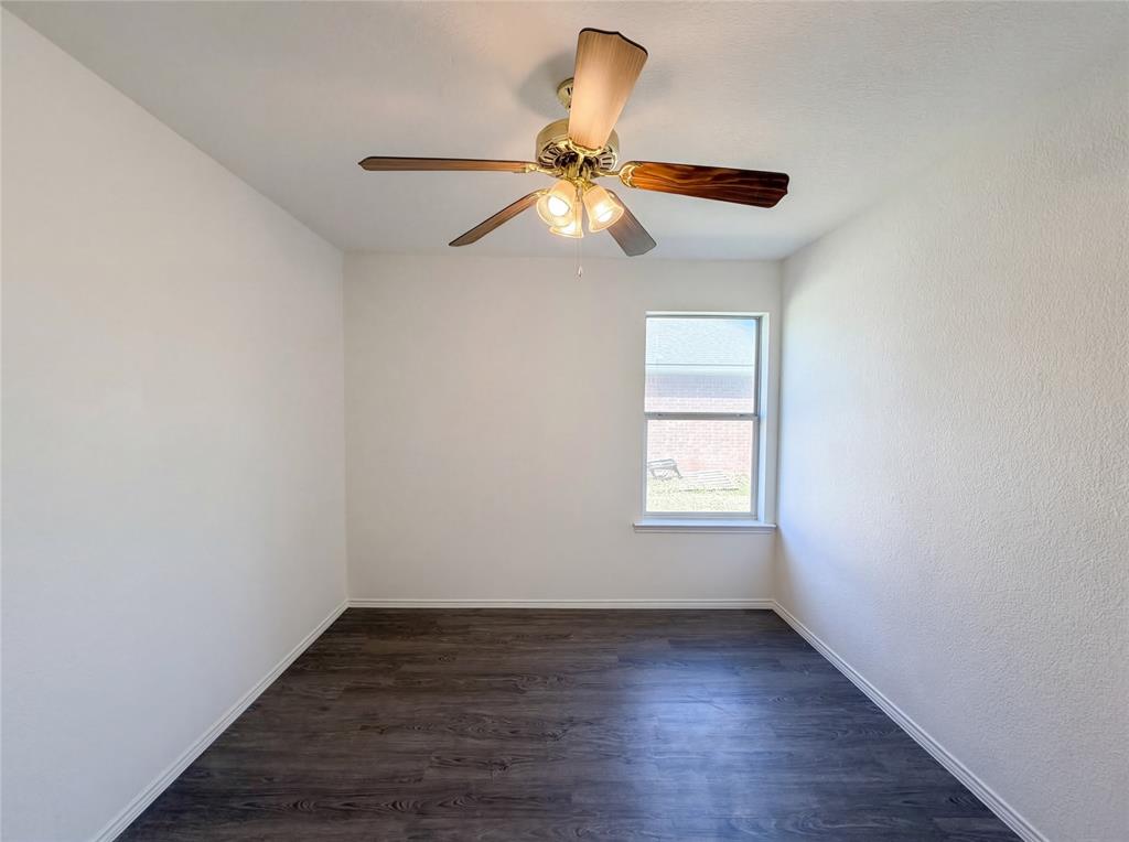 105 Kings Way Drive Rhome, TX 76078 - Photo 16 of 19