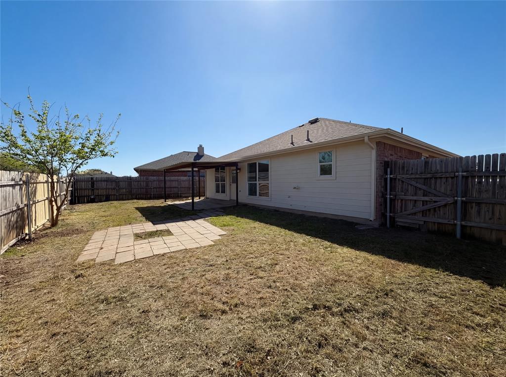 105 Kings Way Drive Rhome, TX 76078 - Photo 18 of 19