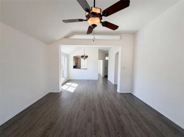 $266,000 | 105 Kings Way Drive, Rhome, TX 76078