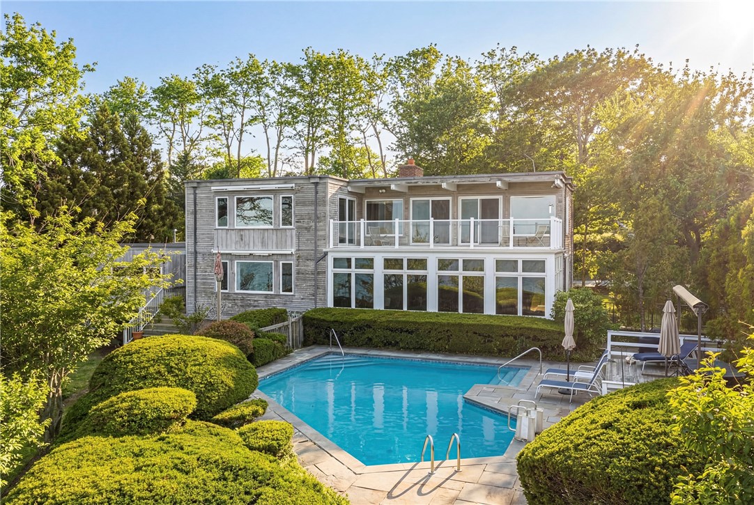 53 Shore Road Bristol, RI 02809 - Photo 3 of 48