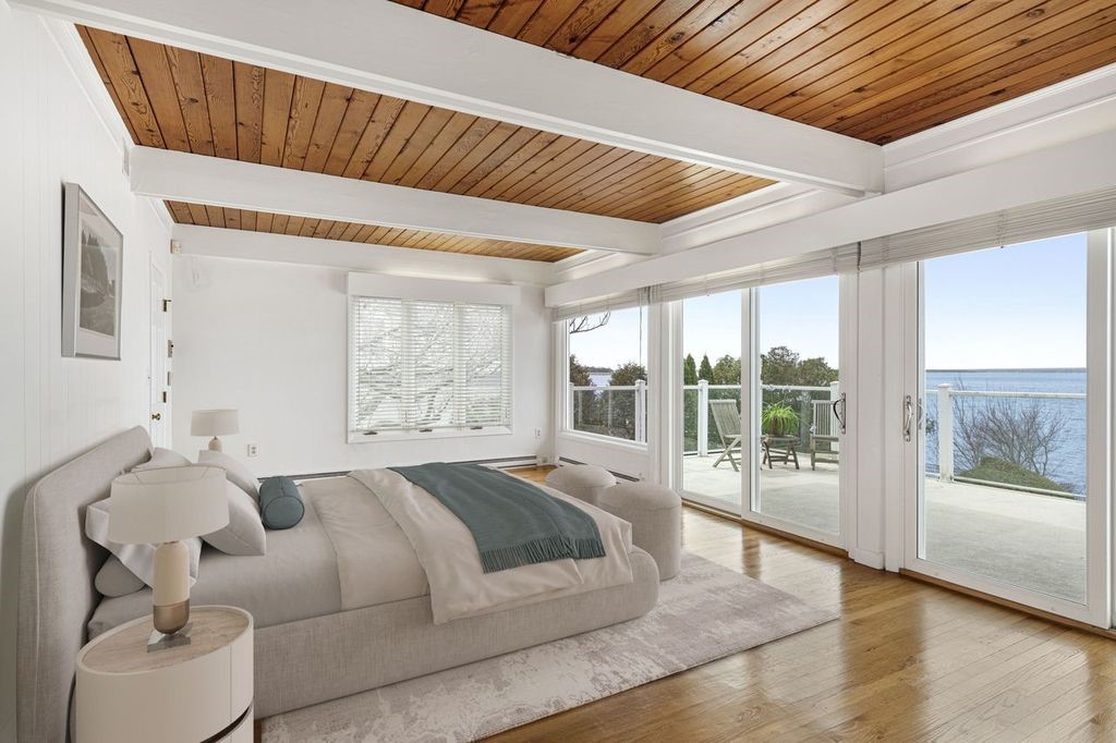 53 Shore Road Bristol, RI 02809 - Photo 31 of 48 Virtually Staged