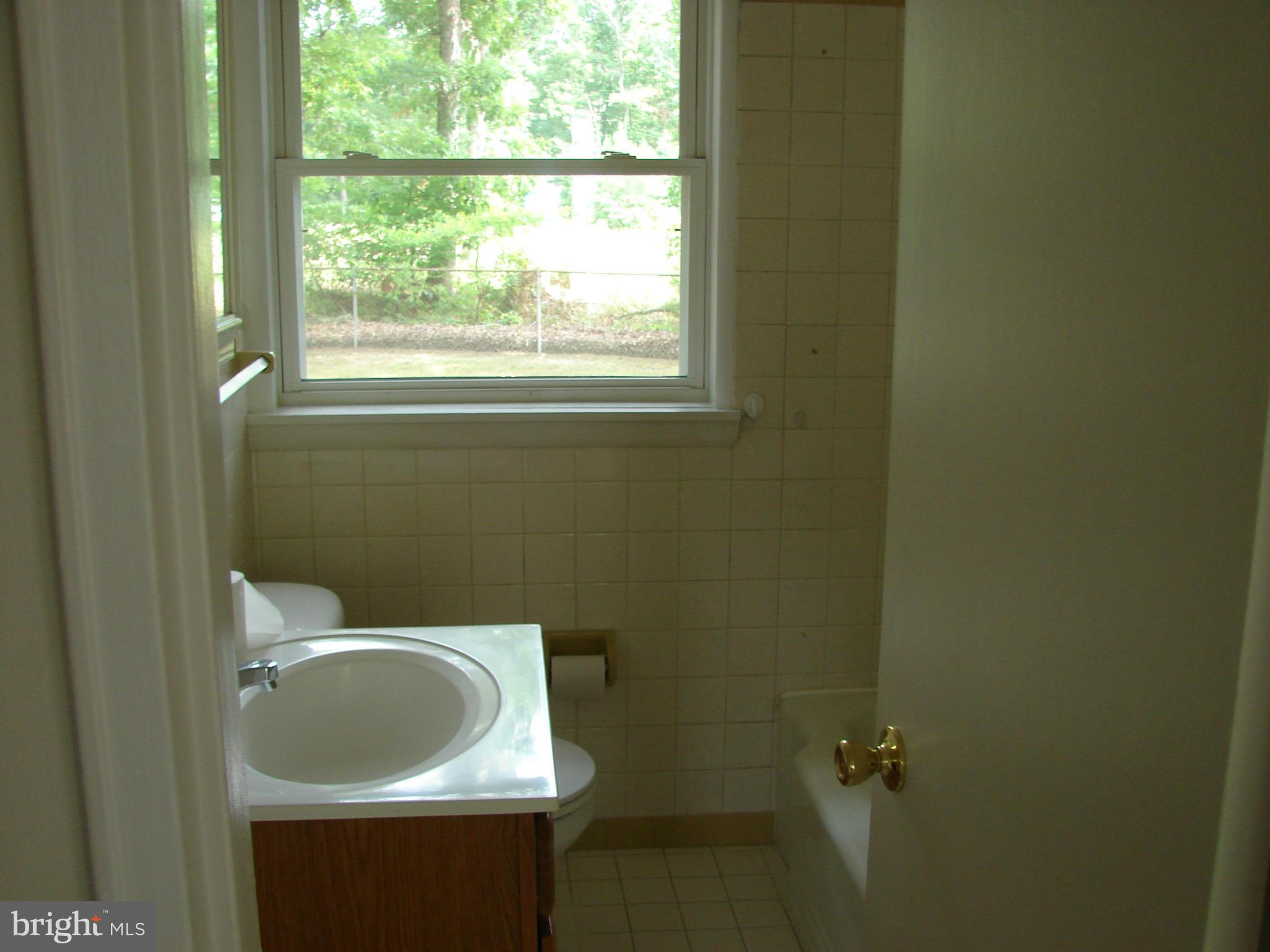 46472 Franklin Road Lexington Park, MD 20653 - Photo 7 of 14 Bath