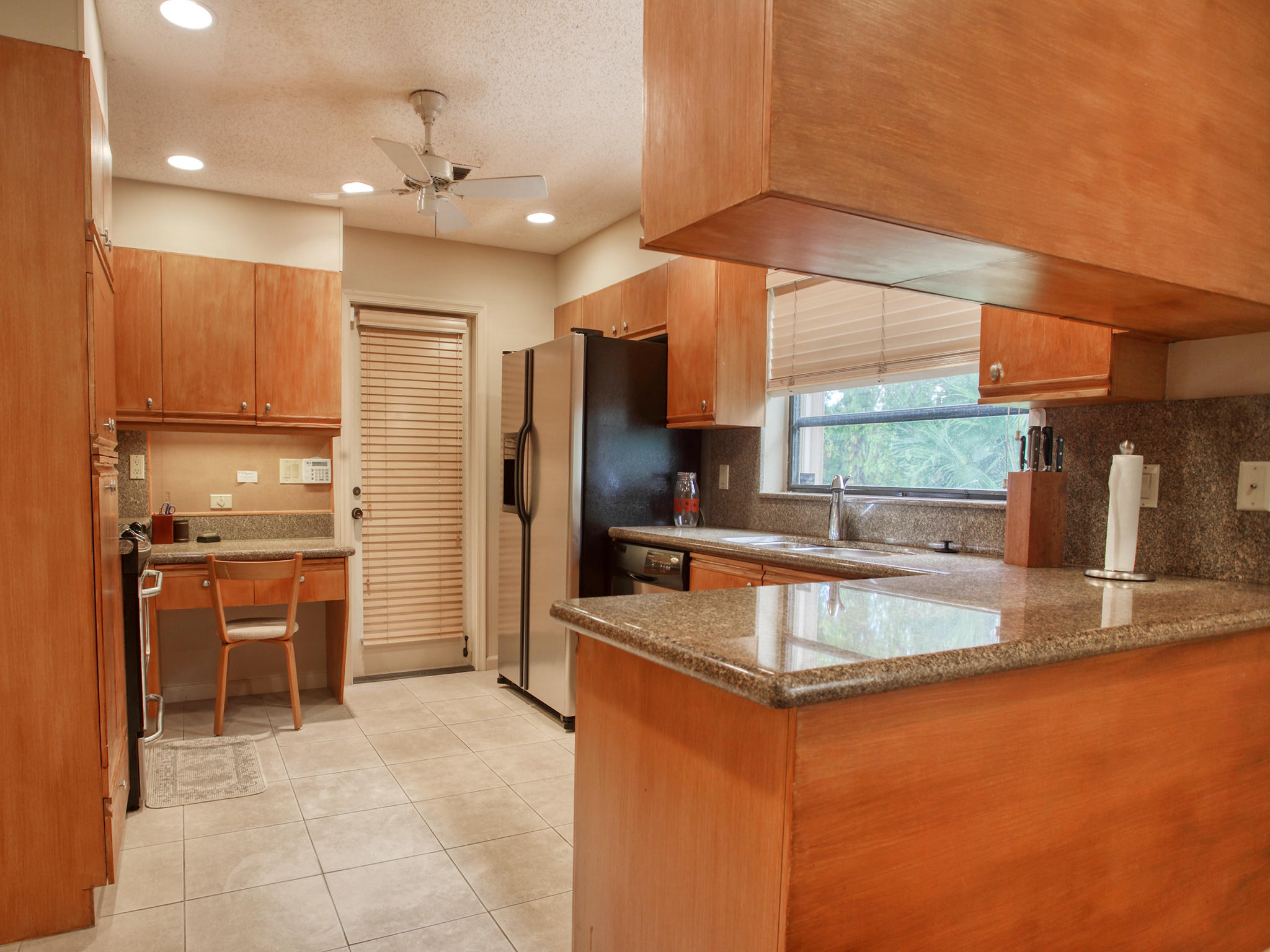 8959 Old Pine Way Boca Raton, FL 33433 - Photo 19 of 40 35