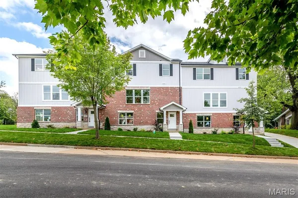 $1,845,000 | 7302-7310 Hoover Avenue, Richmond Heights, MO 63117