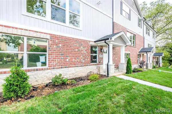 $1,845,000 | 7302-7310 Hoover Avenue, Richmond Heights, MO 63117