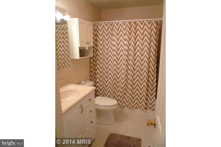 787 Stevenson Road Severn, MD 21144 - Photo 14 of 30 Bath