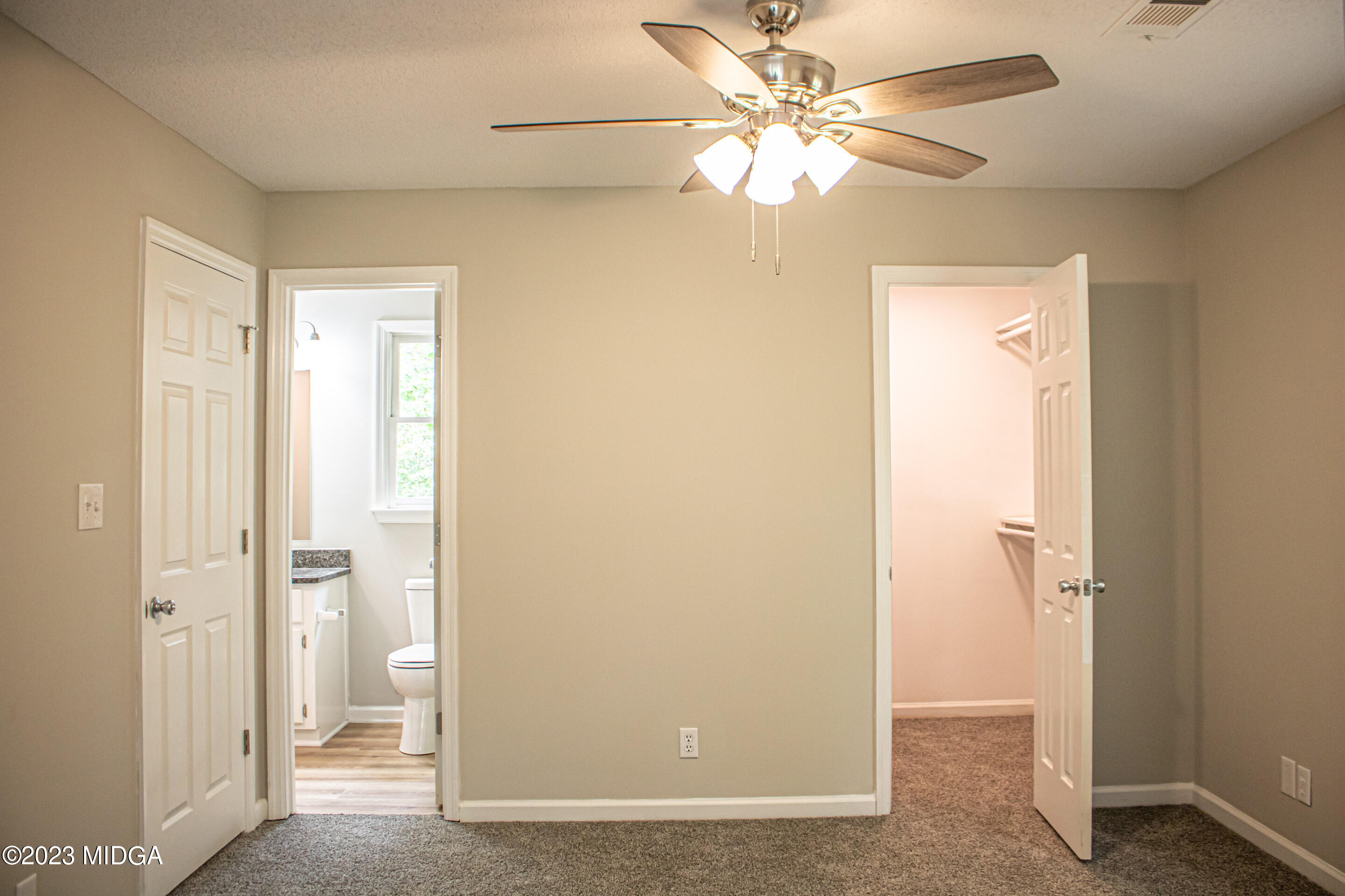 2818 Pea Ridge Road Juliette, GA 31046 - Photo 39 of 71 a view of an empty room with a bathroom