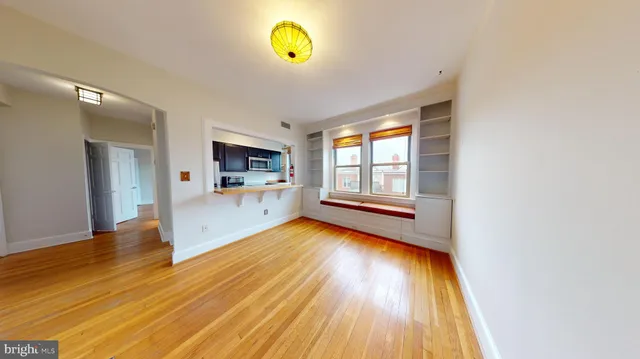 $1,895 | 18 9th Street Northeast, Unit 405, Washington, DC 20002