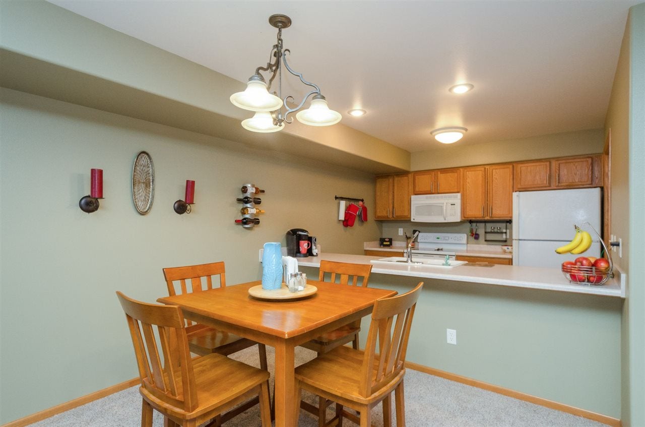 215 Camden Road Iowa City, IA 52245 - Photo 6 of 25 Gallery Image 6