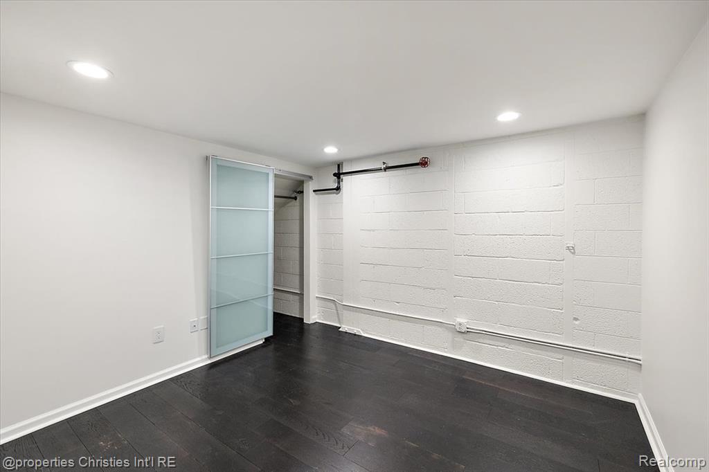 3434 Russell Street, Unit 107 Detroit, MI 48207 - Photo 17 of 40