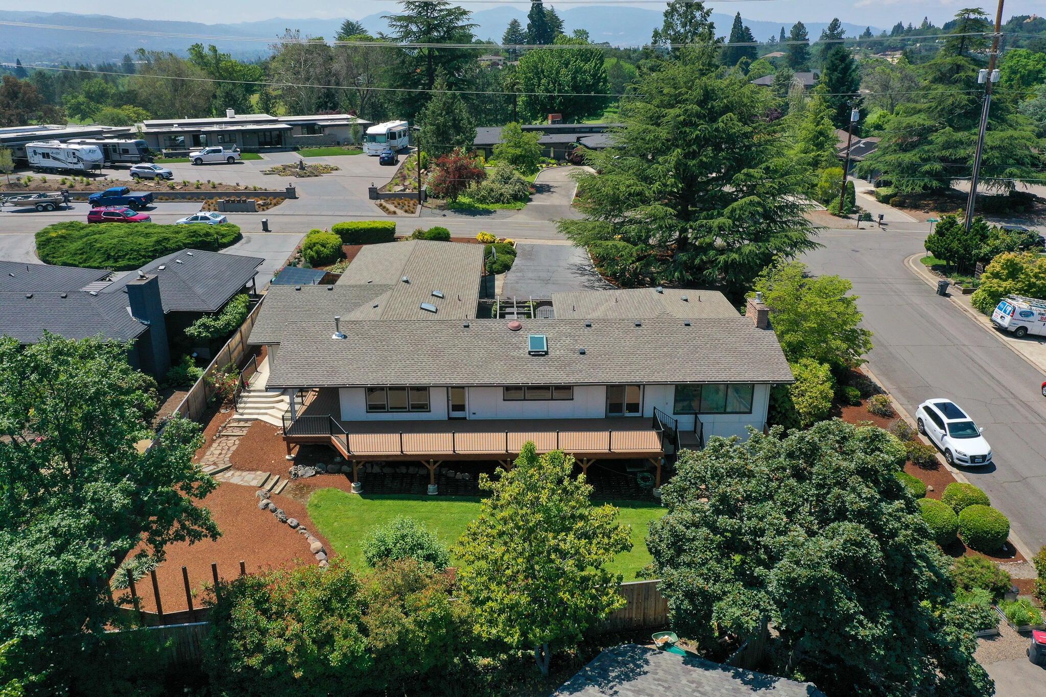 101 South Foothill Road Medford, OR 97504 - Photo 54 of 60 DJI_0514