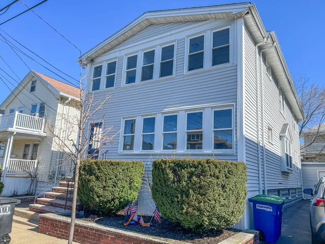 $2,700 | 65 Woods Avenue, Unit 1, Somerville, MA 02144