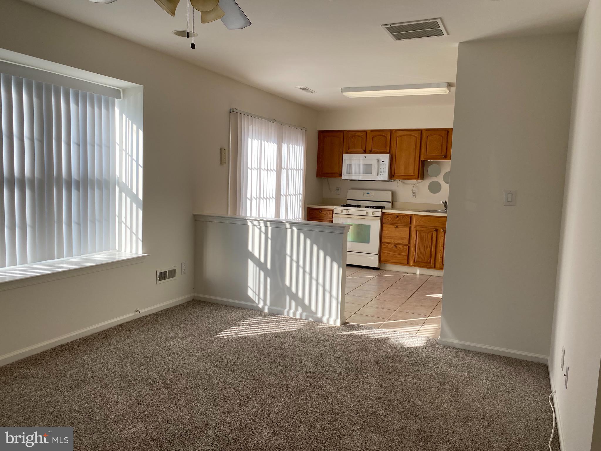 4404 Grenwich Lane Mount Laurel, NJ 08054 - Photo 5 of 13