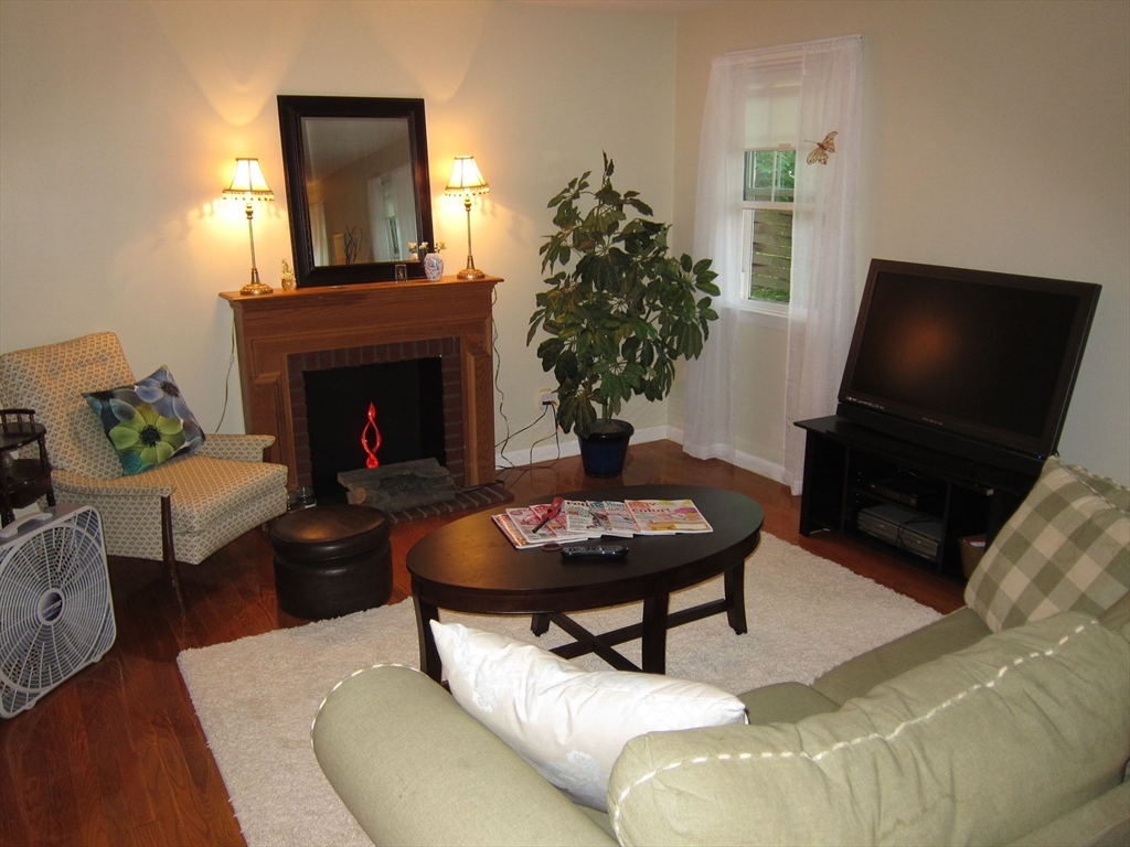 21 Turners Falls Road Montague, MA 01376 - Photo 10 of 26