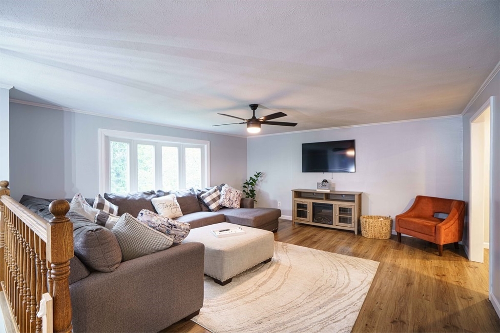 196 Medway Road Milford, MA 01757 - Photo 9 of 27 Gallery Image 9